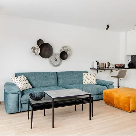 Apartment Palace Expo *
